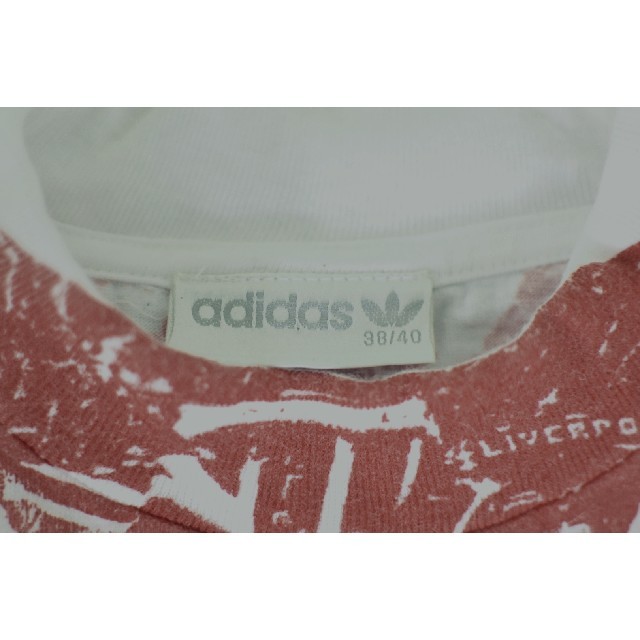 adidas(アディダス)のadidas LIVERPOOL FC クラブ創設100周年記念Tシャツ スポーツ/アウトドアのサッカー/フットサル(記念品/関連グッズ)の商品写真