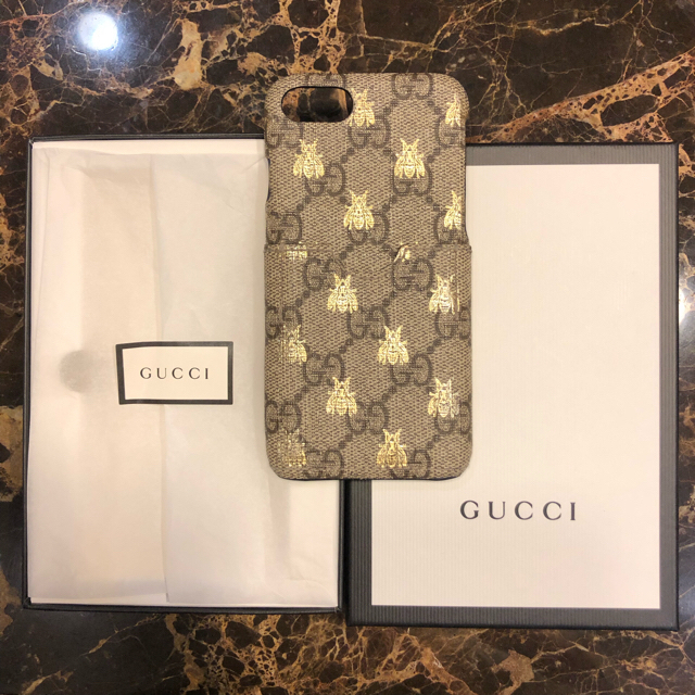 Gucci - 【美品】GUCCI iPhone７、8ケースハチ  bee ビーの通販