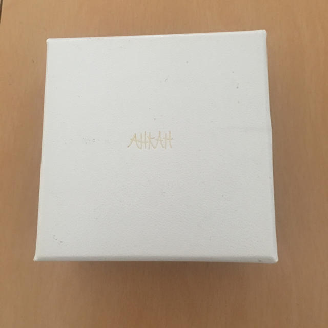 AHKAH(アーカー)のAHKAH   アーカー クロスパヴェ ネックレス WG ホワイトゴールド美品 レディースのアクセサリー(ネックレス)の商品写真