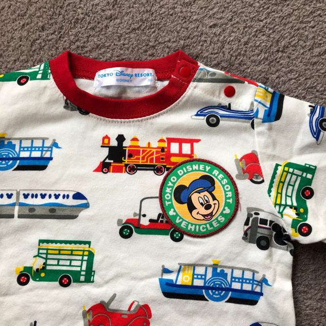 Disney(ディズニー)の★★erica様専用★★ディズニーリゾート ロンT 80 ミッキー  キッズ/ベビー/マタニティのベビー服(~85cm)(シャツ/カットソー)の商品写真