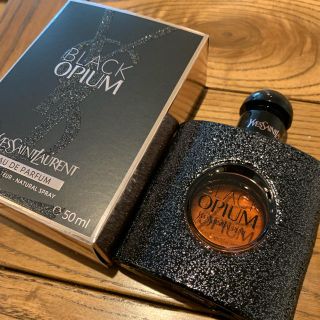 サンローラン(Saint Laurent)のブラックオピウム_YSL　50ml(香水(女性用))