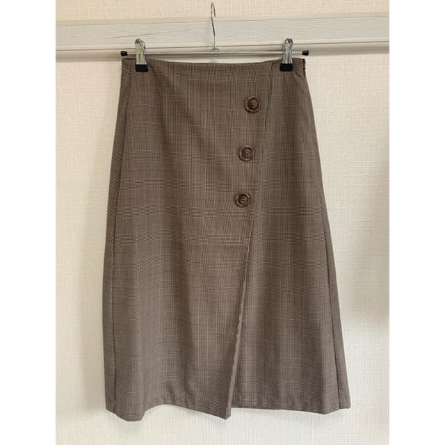 GU(ジーユー)のGU ラップミディスカート レディースのスカート(ひざ丈スカート)の商品写真
