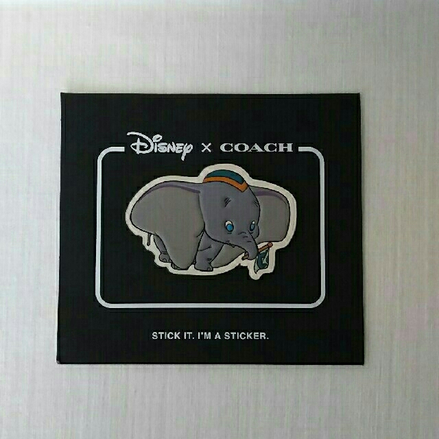 COACH(コーチ)のディズニー コーチ ダンボ ステッカー エンタメ/ホビーのおもちゃ/ぬいぐるみ(キャラクターグッズ)の商品写真