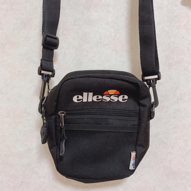 ellesse(エレッセ)のバック レディースのバッグ(ショルダーバッグ)の商品写真