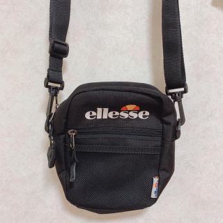 エレッセ(ellesse)のバック(ショルダーバッグ)