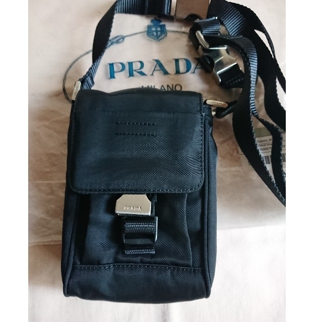 PRADA(プラダ)のPRADA  ウエストポーチショルダー レディースのバッグ(ボディバッグ/ウエストポーチ)の商品写真