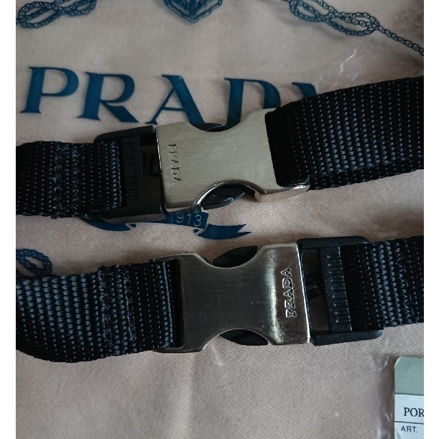 PRADA(プラダ)のPRADA  ウエストポーチショルダー レディースのバッグ(ボディバッグ/ウエストポーチ)の商品写真