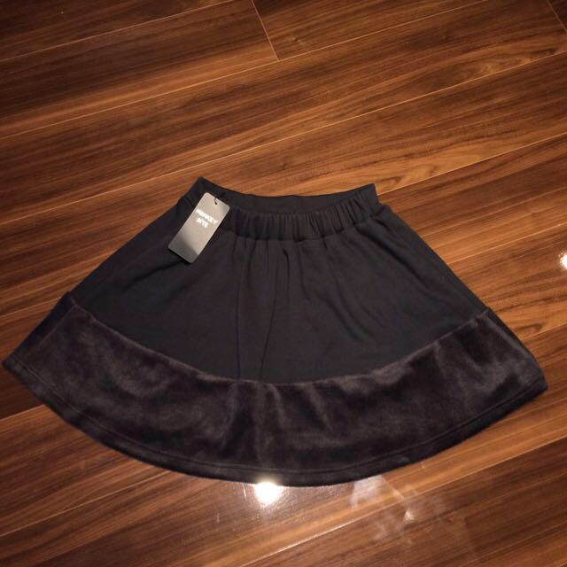 monkey bite(モンキーバイト)の定価6372円 新品タグ付き二色スカート レディースのスカート(ひざ丈スカート)の商品写真