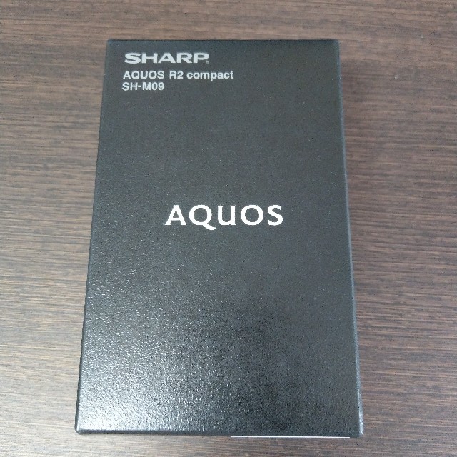 AQUOS R2 compact SH-M09 SIMフリー 未使用　新品