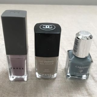 シャネル(CHANEL)のくすみカラー ネイルセット CHANEL THREE(マニキュア)
