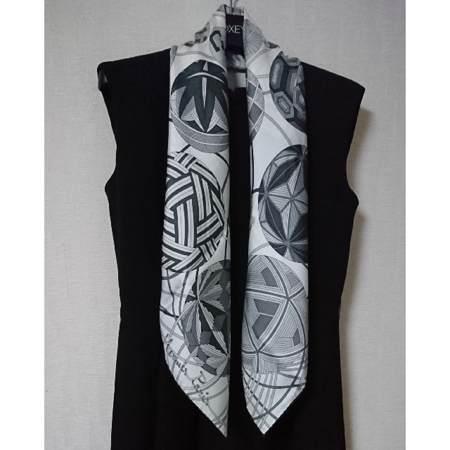 Hermes(エルメス)のエルメス スカーフ レディースのファッション小物(バンダナ/スカーフ)の商品写真