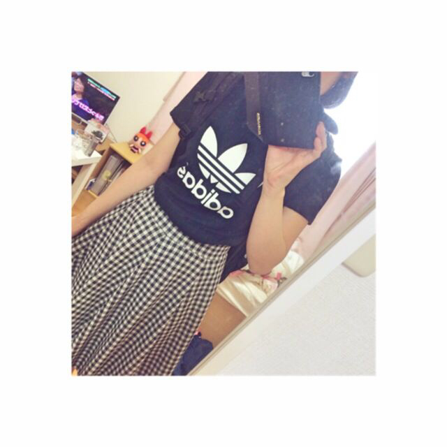 adidas(アディダス)のadidas❤︎ロゴTシャツ レディースのトップス(Tシャツ(半袖/袖なし))の商品写真