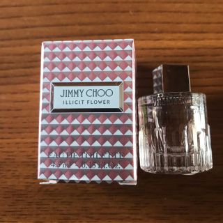 ジミーチュウ(JIMMY CHOO)の新品未使用★ジミーチュウ香水 4.5ml(香水(女性用))