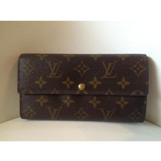 ルイヴィトン(LOUIS VUITTON)のルイヴィトンの長財布♡(財布)