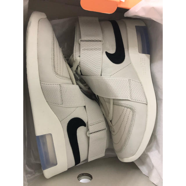 NIKE(ナイキ)の25.0 NIKE エアフィアオブゴッド レイド LIGHT BONE RAID メンズの靴/シューズ(スニーカー)の商品写真