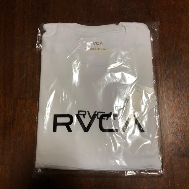 RVCA(ルーカ)のrvca nano universe  アーチロゴ ビックtシャツ Mサイズ メンズのトップス(Tシャツ/カットソー(半袖/袖なし))の商品写真