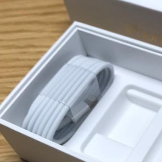 アイフォーン(iPhone)のケーブル(バッテリー/充電器)