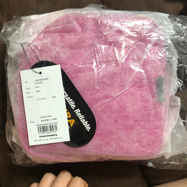 VANQUISH(ヴァンキッシュ)のFR2 ショルダーバッグ ピンク メンズのバッグ(ショルダーバッグ)の商品写真