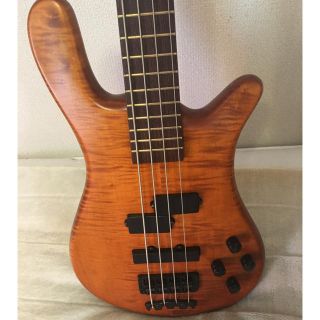 Warwick Streamer LX (エレキベース)