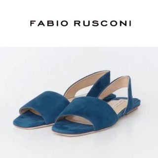 ファビオルスコーニ(FABIO RUSCONI)の新品⭐️FABIO RUSCONI(ファビオ ルスコーニ)スクエアトゥサンダル(サンダル)