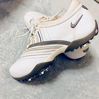 ナイキ(NIKE)のナイキ ゴルフシューズ 24.0 レディース 24cm(シューズ)