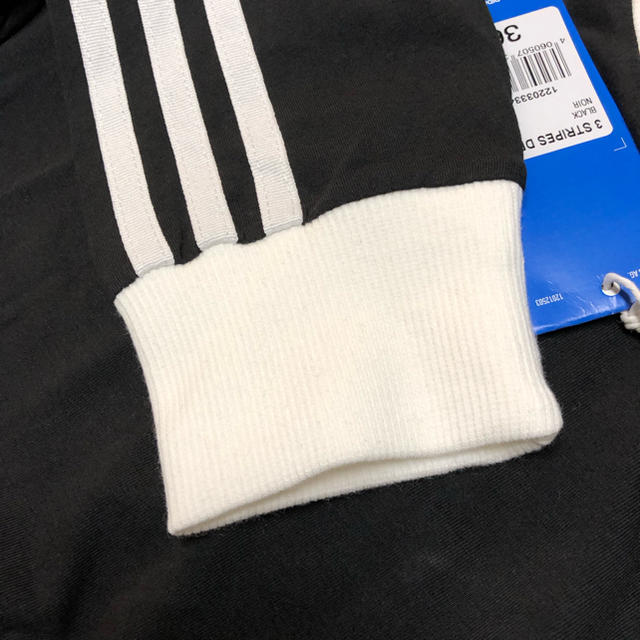 adidas(アディダス)のadidas originals アディダス ワンピース 3ストライプ 新品 レディースのワンピース(ミニワンピース)の商品写真