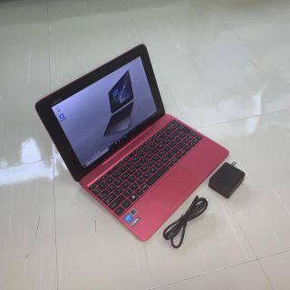 エイスース(ASUS)のASUS 2in1 TransBook T100HA ルージュレッド(ノートPC)