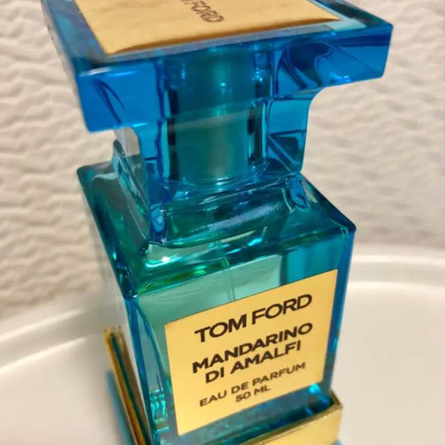 TOM FORD(トムフォード)のほぼ新品  TOM FORD マンダリーノ ディ アマルフィ オードパルファム コスメ/美容の香水(ユニセックス)の商品写真