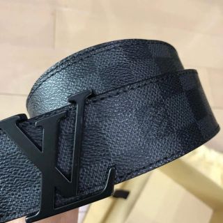 ルイヴィトン(LOUIS VUITTON)のルイヴィトン ダミエ グラフィット ベルト 90 サンチュール イニシアル(ベルト)