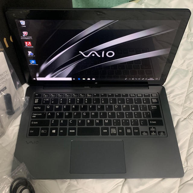 ほぼ未使用。VAIO Zノート i7、6G、256SSD、DVDレコーダー等付属