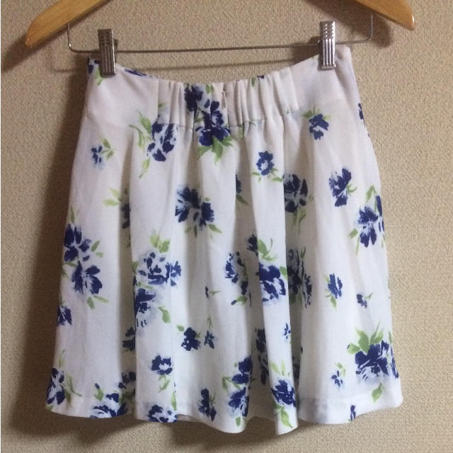 PAGEBOY(ページボーイ)のページボーイ❤︎花柄キュロット レディースのスカート(ミニスカート)の商品写真
