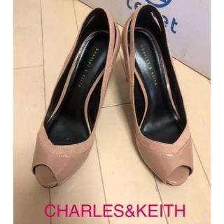 チャールズアンドキース(Charles and Keith)の★CHARLES&KEITH チャールズ&キース★ピンクベージュ★23.5cm(ハイヒール/パンプス)