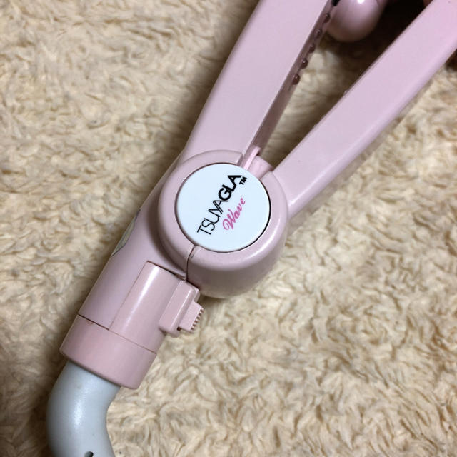 【mk様専用】ツヤグラ ウェーブアイロン 32㎜ スマホ/家電/カメラの美容/健康(ヘアアイロン)の商品写真