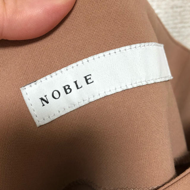 Noble(ノーブル)のNOBLE＊ショルダーストラップサロペットスカート レディースのスカート(ひざ丈スカート)の商品写真