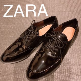 ザラ(ZARA)の【未使用】ZARA エナメル レースアップ シューズ(ローファー/革靴)