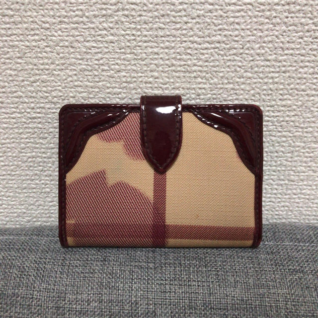 BURBERRY(バーバリー)の【即送】BURBERRY パスケース カードケース 限定品 レディースのファッション小物(名刺入れ/定期入れ)の商品写真