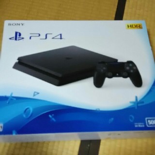 プレイステーション4(PlayStation4)の新品　ps4 本体　500gb ジェットブラック×3　グレイシャーホワイト×3(家庭用ゲーム機本体)
