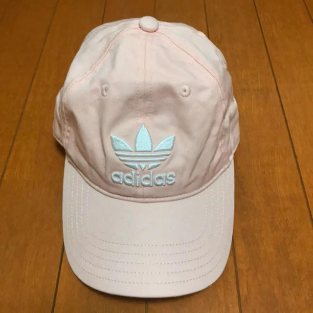 adidas(アディダス)のFENGIN-0様専用  adidas originals  キャップ レディースの帽子(キャップ)の商品写真