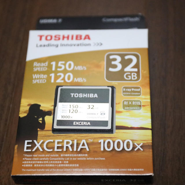 東芝(トウシバ)の32GB 東芝/TOSHIBA EXCERIA 1000倍速CF スマホ/家電/カメラのカメラ(デジタル一眼)の商品写真