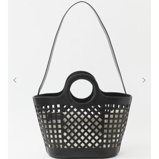 L'Appartement DEUXIEME CLASSE(アパルトモンドゥーズィエムクラス)の美品 ☆ アパルトモン HEREU LEATHER MESH BAG レディースのバッグ(ショルダーバッグ)の商品写真