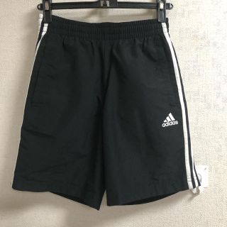 アディダス(adidas)のアディダス ハーフパンツ 黒 白線入り 150 adidas(ウェア)