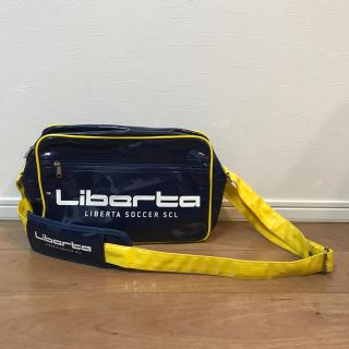 リベルタ(LIBERTA)のリベルタ エナメルバッグ(その他)