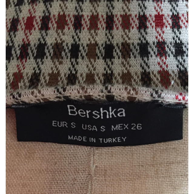 Bershka(ベルシュカ)の送料無料ベルシュカ オールインワン美品一度のみ着用 サイズ26 s  サロペット レディースのパンツ(サロペット/オーバーオール)の商品写真