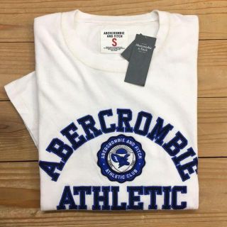 アバクロンビーアンドフィッチ(Abercrombie&Fitch)の新品【メンズS】★アバクロ★厚手タイプ！ワッペン＆刺しゅう半袖Ｔシャツ/白(Tシャツ/カットソー(半袖/袖なし))