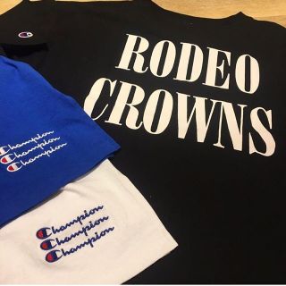 ロデオクラウンズワイドボウル(RODEO CROWNS WIDE BOWL)のRCWB♡champion ルーズTワンピース ブラック(ひざ丈ワンピース)