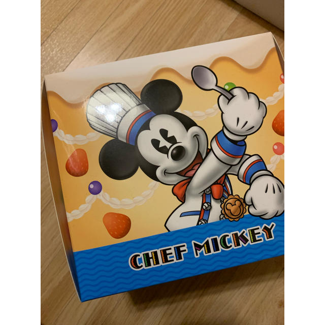 Disney - シェフミッキー フォトフレーム ピンバッチの通販 by Disney - シェフミッキー フォトフレーム ピンバッチの通販 by