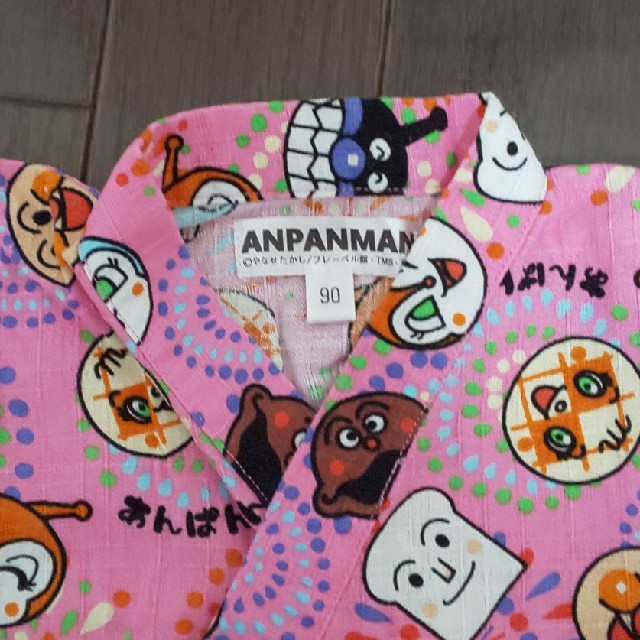 アンパンマン(アンパンマン)の【美品】アンパンマン 甚平 上下セット キッズ/ベビー/マタニティのキッズ服女の子用(90cm~)(甚平/浴衣)の商品写真