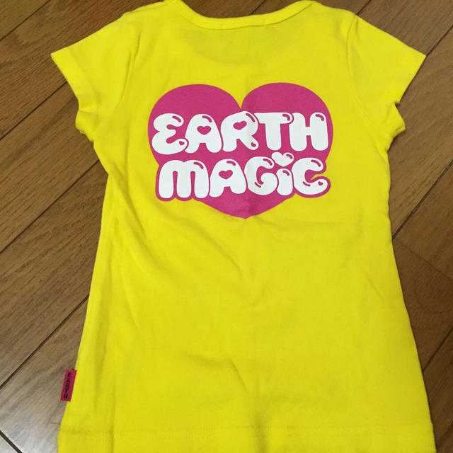 EARTHMAGIC(アースマジック)のearthmagic Ｔシャツ 100 キッズ/ベビー/マタニティのキッズ服女の子用(90cm~)(Tシャツ/カットソー)の商品写真