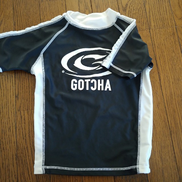 GOTCHA(ガッチャ)のGOTCHAラッシュガード キッズ/ベビー/マタニティのキッズ服男の子用(90cm~)(水着)の商品写真