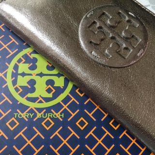 トリーバーチ(Tory Burch)のTORY BURCH 本物 シルバー財布 トリーバーチ(財布)